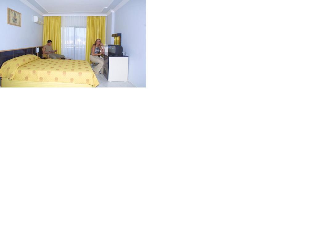 Ares Hotel Mahmutlar Szoba fotó