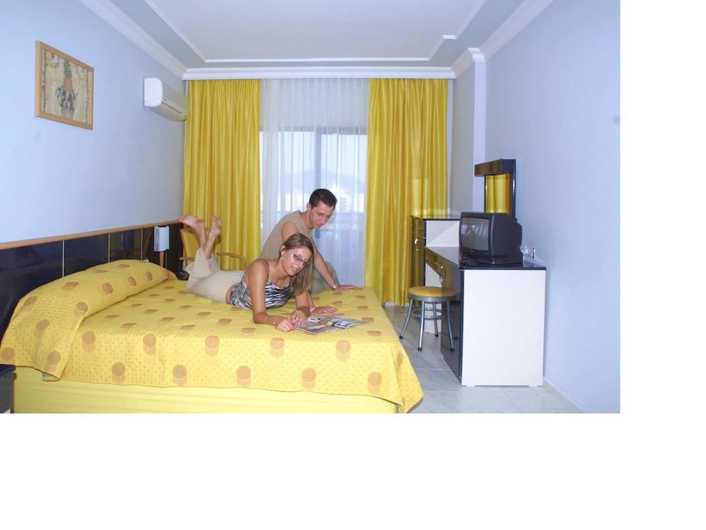 Ares Hotel Mahmutlar Szoba fotó